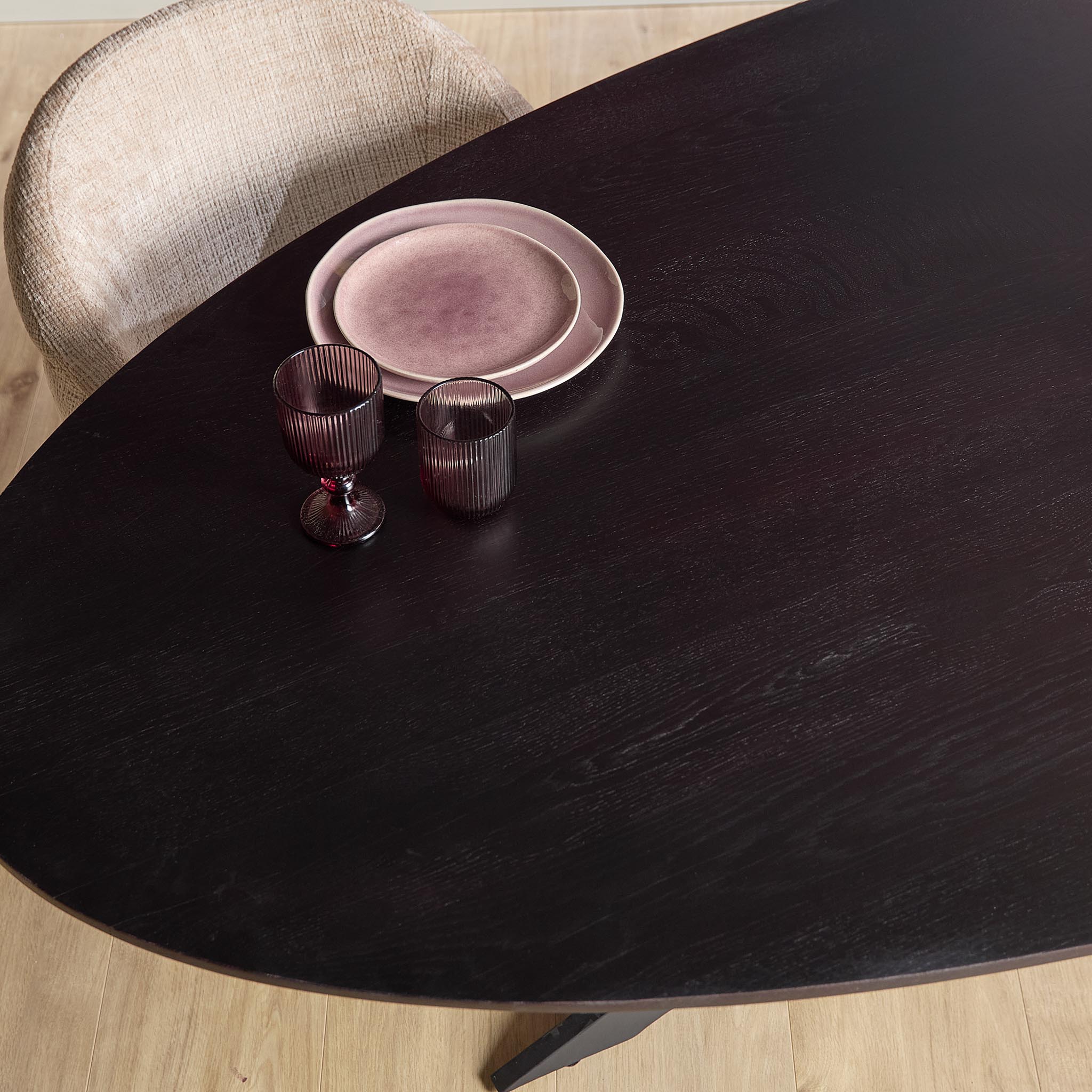 Eiken eettafel Ferris | Ovaal 280 cm | Zwart
