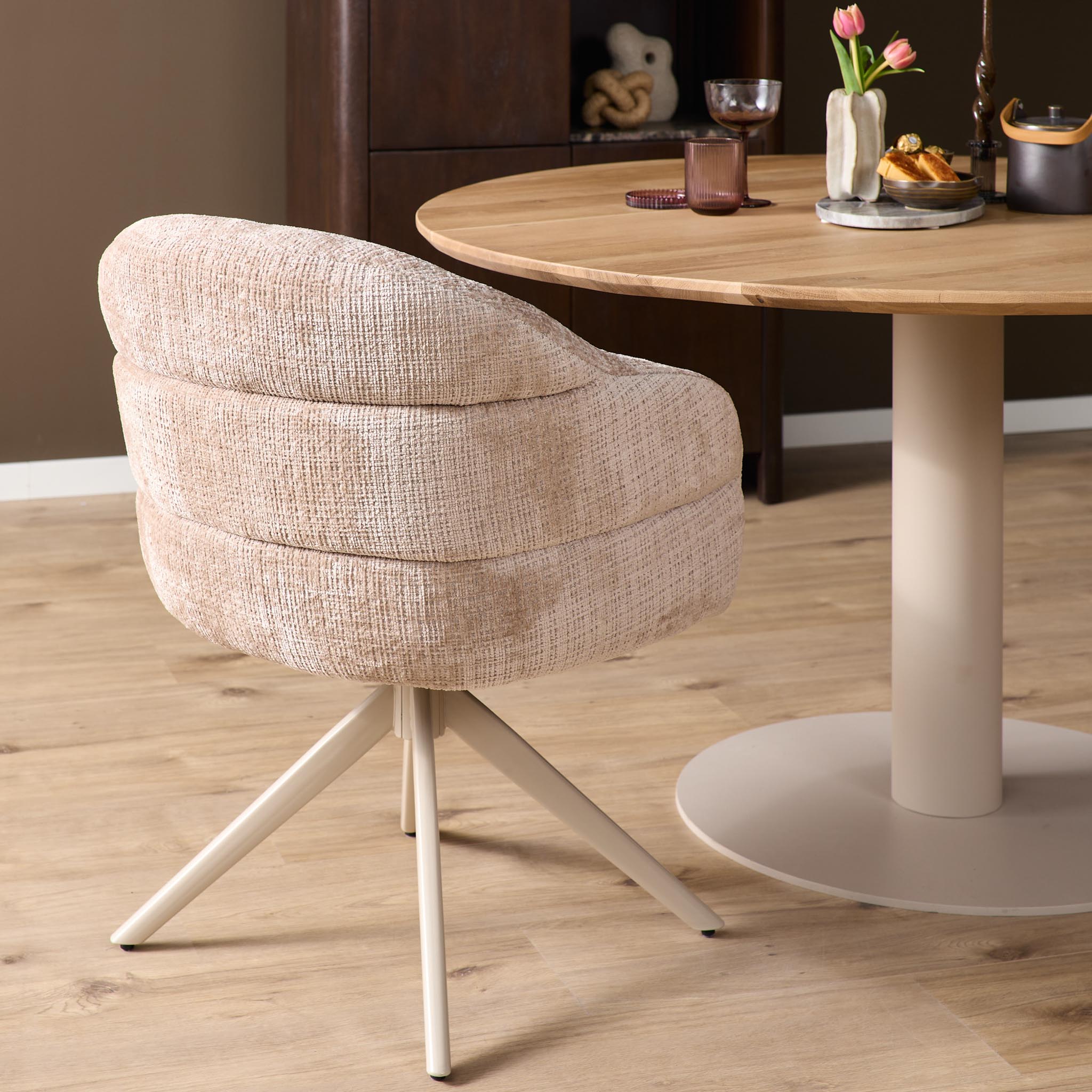 Draaibare eetkamerstoel Bella Beige Poot Zand