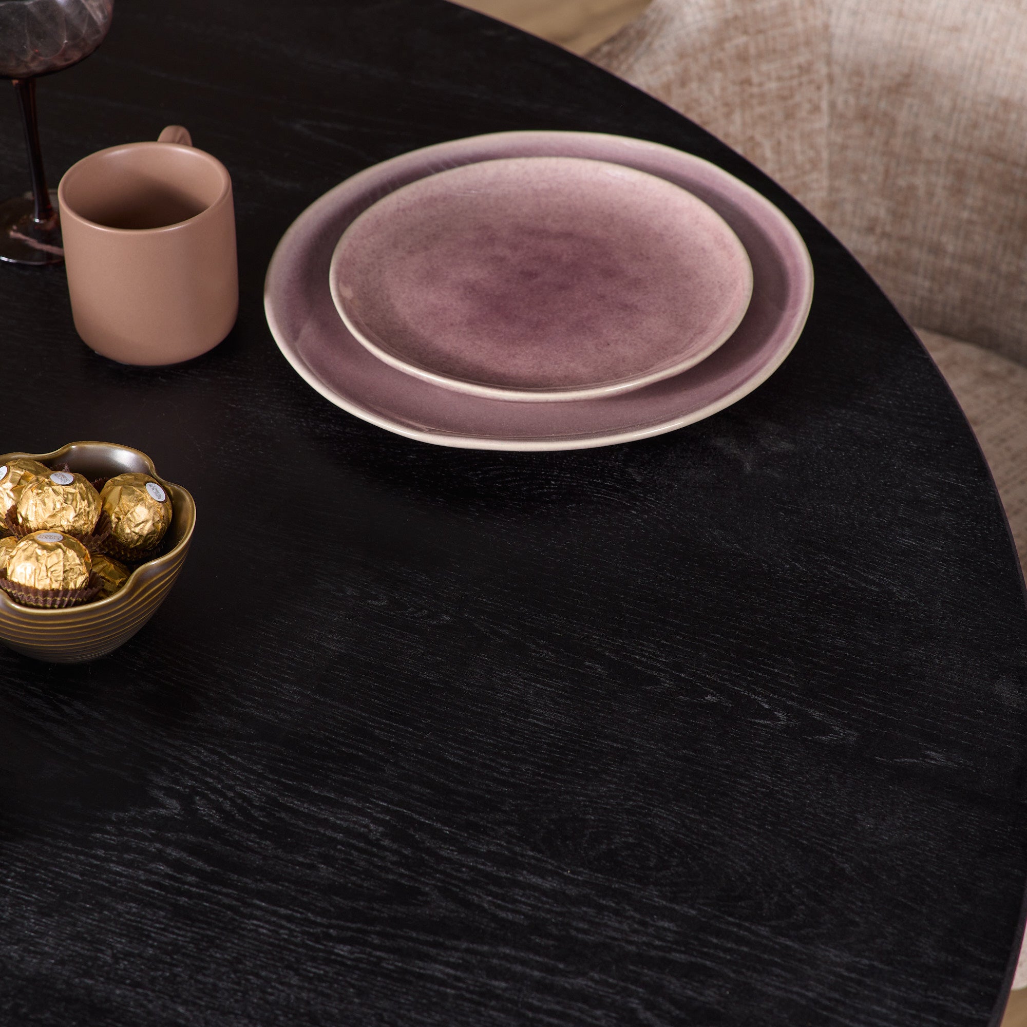 Eiken eettafel Ferris | Rond 110 cm | Zwart